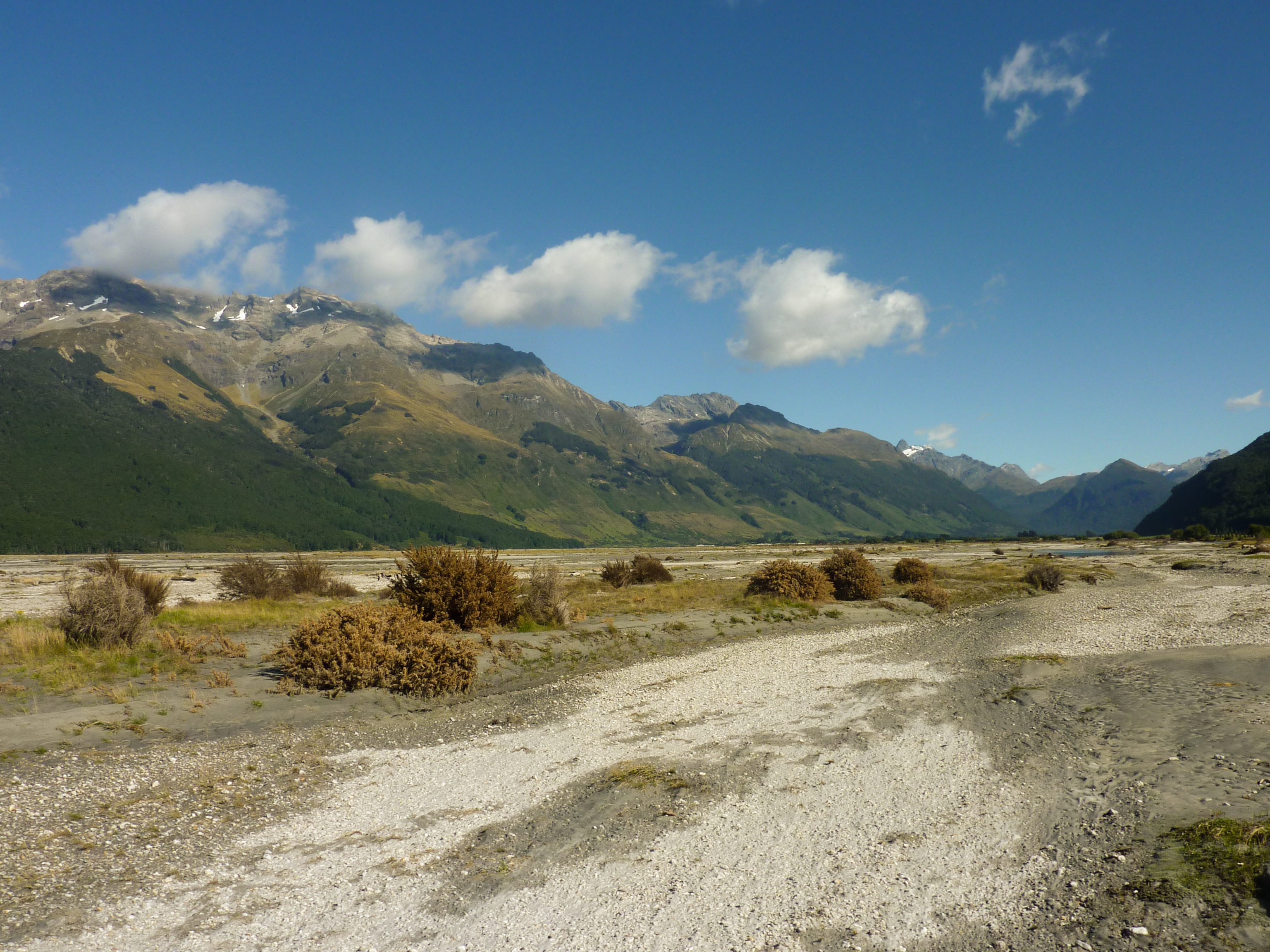 20110209-NZ-002