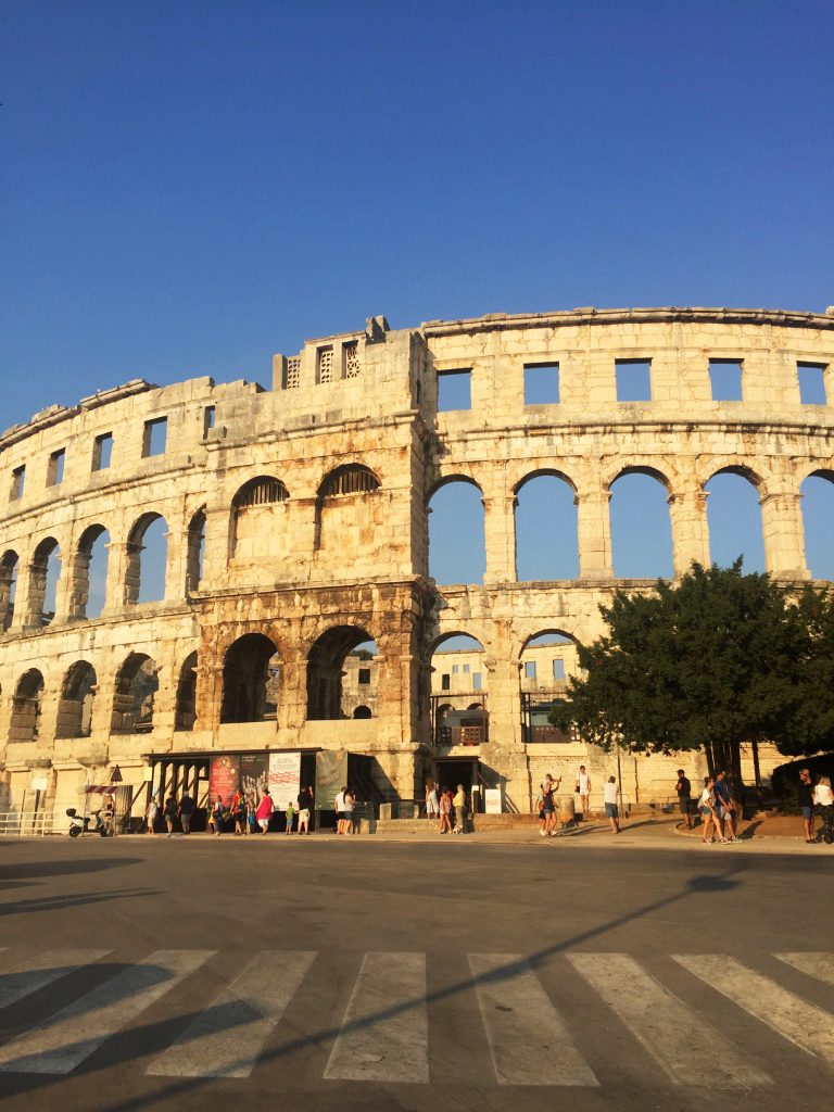 Pula arena